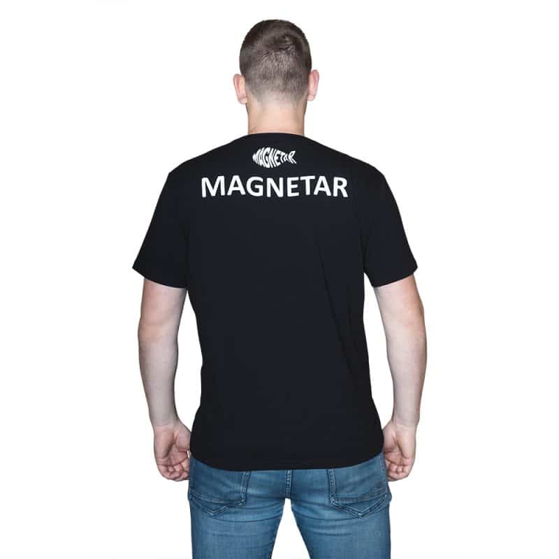 This magnetic fishing t-shirt has a beautiful print on the back.